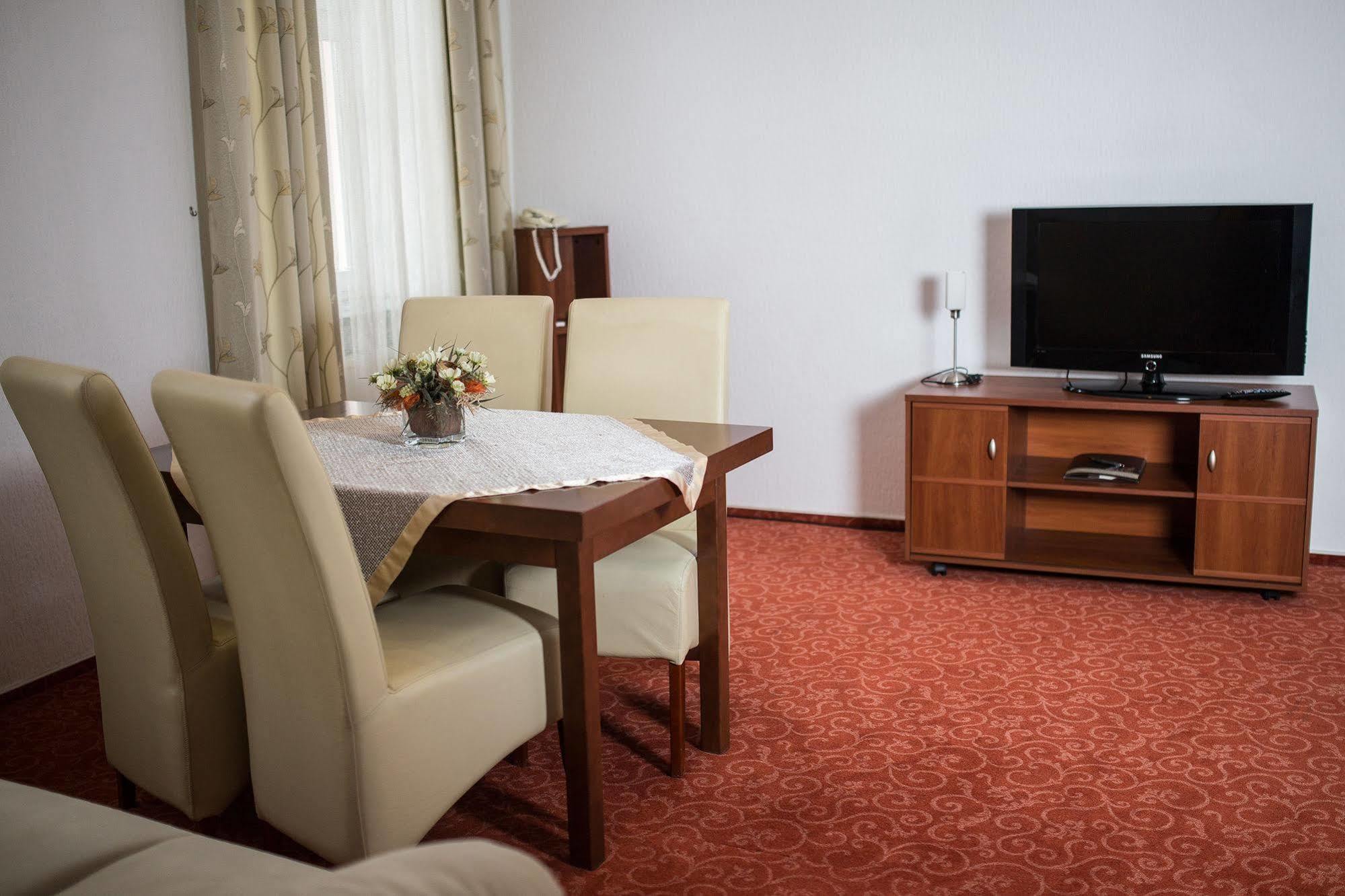 Aiden By Best Western Lodz Buitenkant foto
