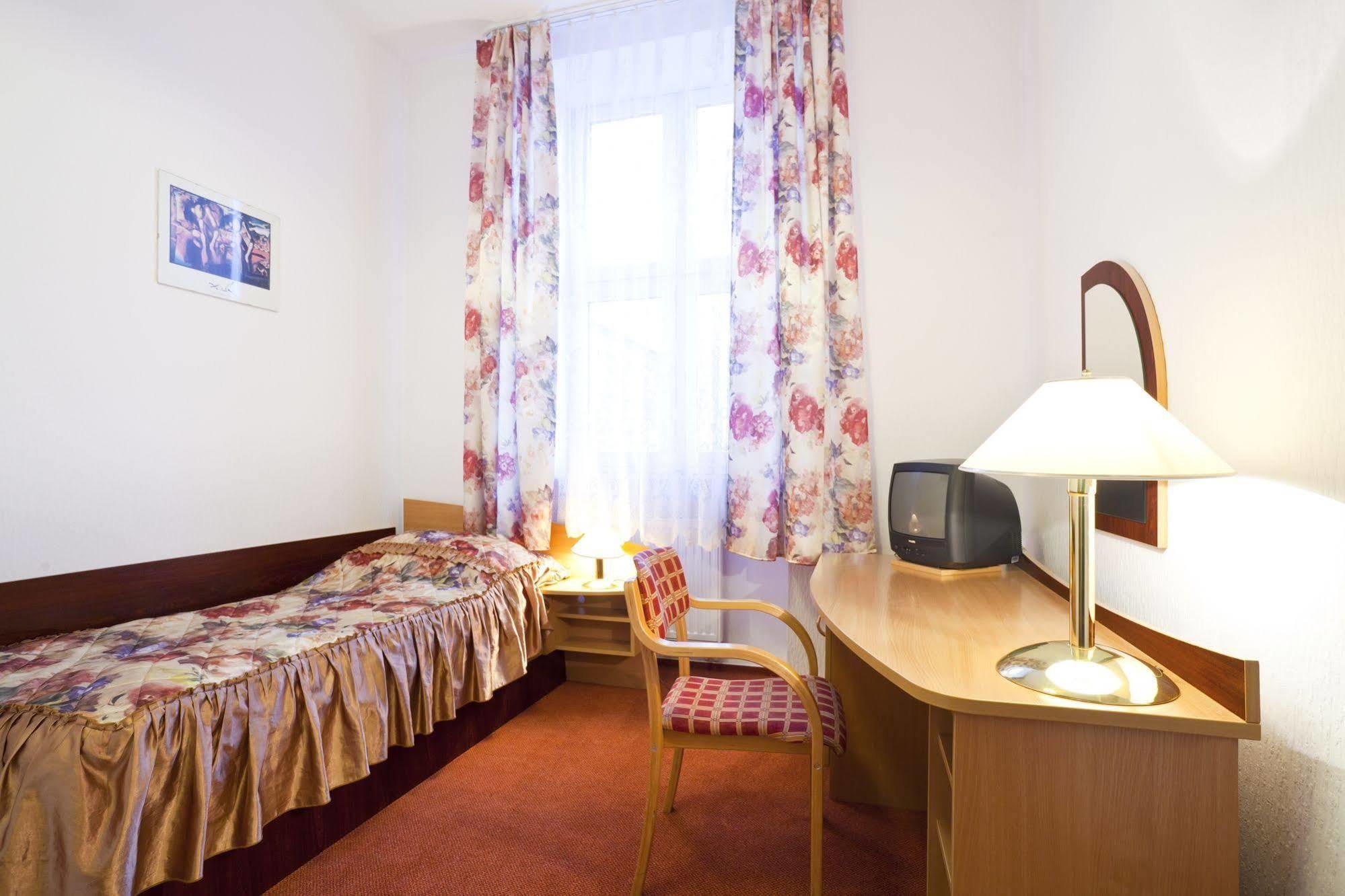 Aiden By Best Western Lodz Buitenkant foto